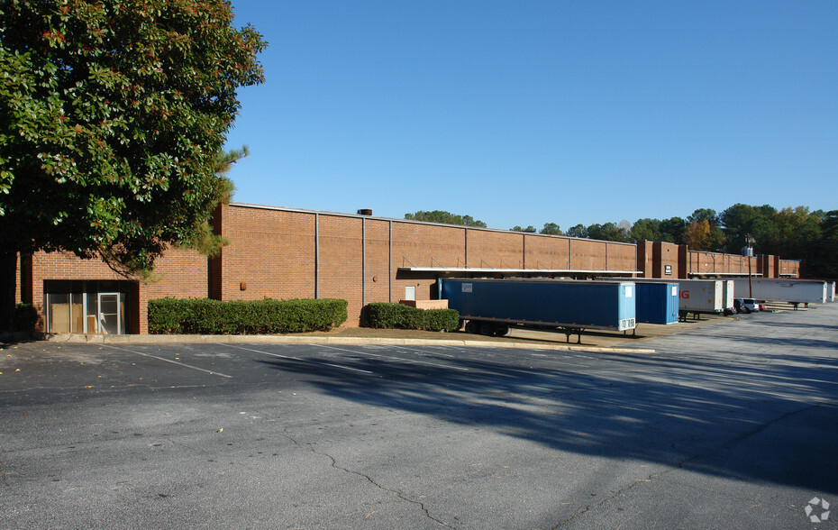 4500 Stonegate Industrial Blvd, Stone Mountain, GA for lease - Building Photo - Image 1 of 6