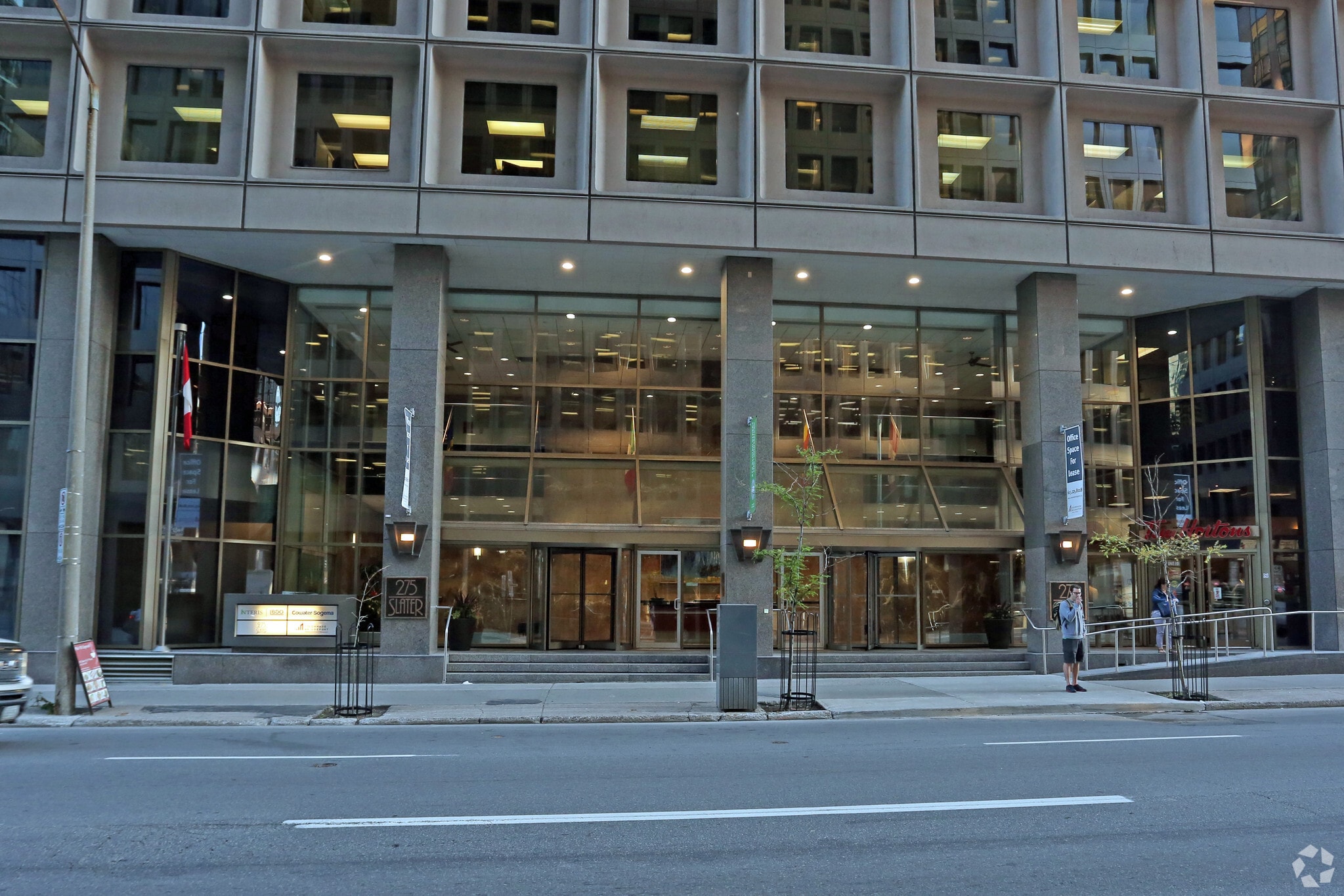 275 Slater St, Ottawa, ON K1P 5H9 Office for Lease