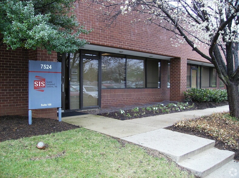 7524 Standish Pl, Rockville, MD for lease - Building Photo - Image 3 of 6