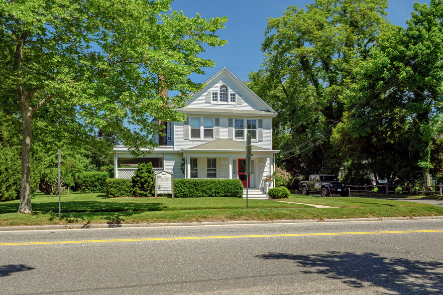 149 Hampton Rd, Southampton, NY for sale - Building Photo - Image 3 of 5