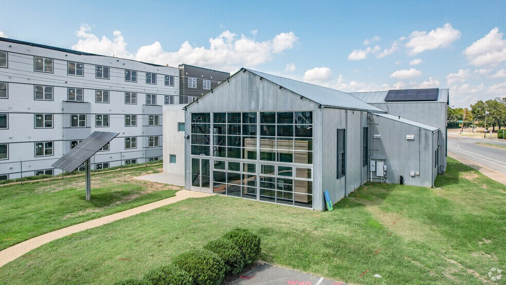 1620 Brook Rd, Richmond, VA 23220