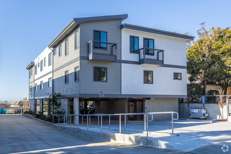 516 Ave Alhambra, El Granada, CA for lease - Building Photo - Image 1 of 20
