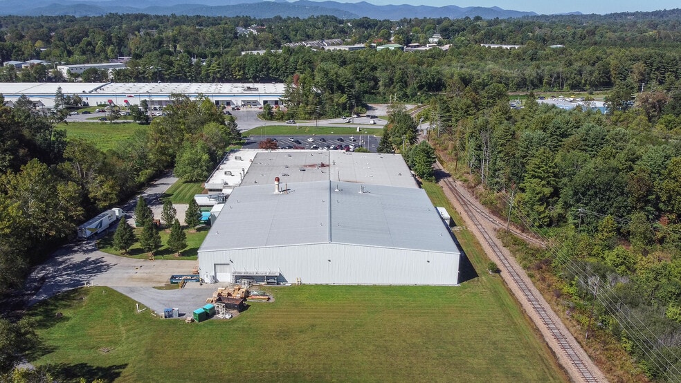 280 Cane Creek Rd, Fletcher, NC for sale - Building Photo - Image 2 of 9