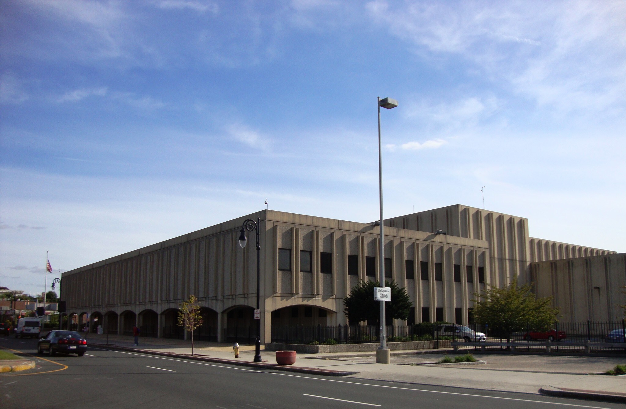1860 Main St, Springfield, MA for sale Building Photo- Image 1 of 1