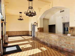 27 E Cota St, Santa Barbara, CA for lease Interior Photo- Image 2 of 6