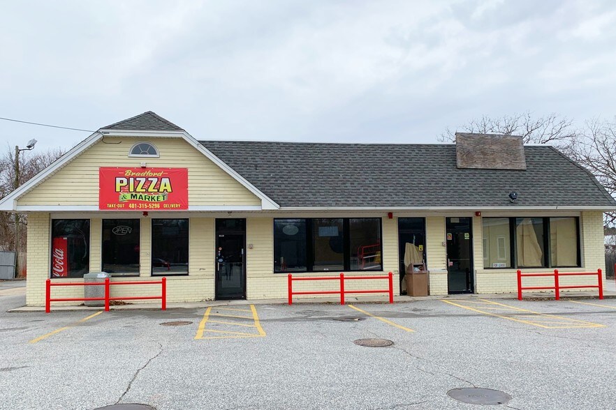 7 N Main St, Bradford, RI for sale - Building Photo - Image 1 of 1