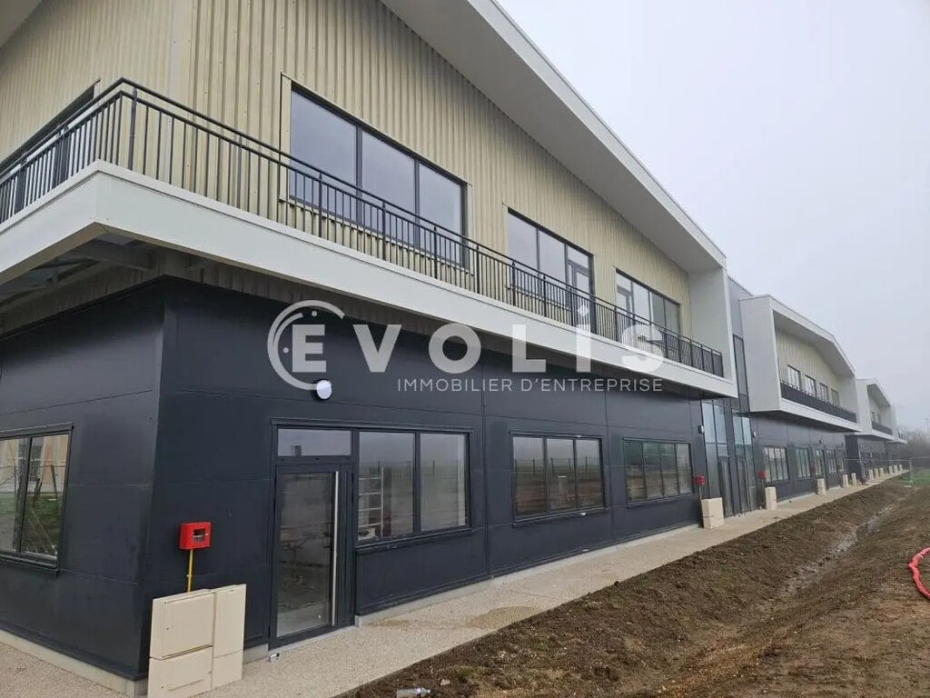 Vente Local d'activités 1 559 m² à 7 922 m² - Photo 1