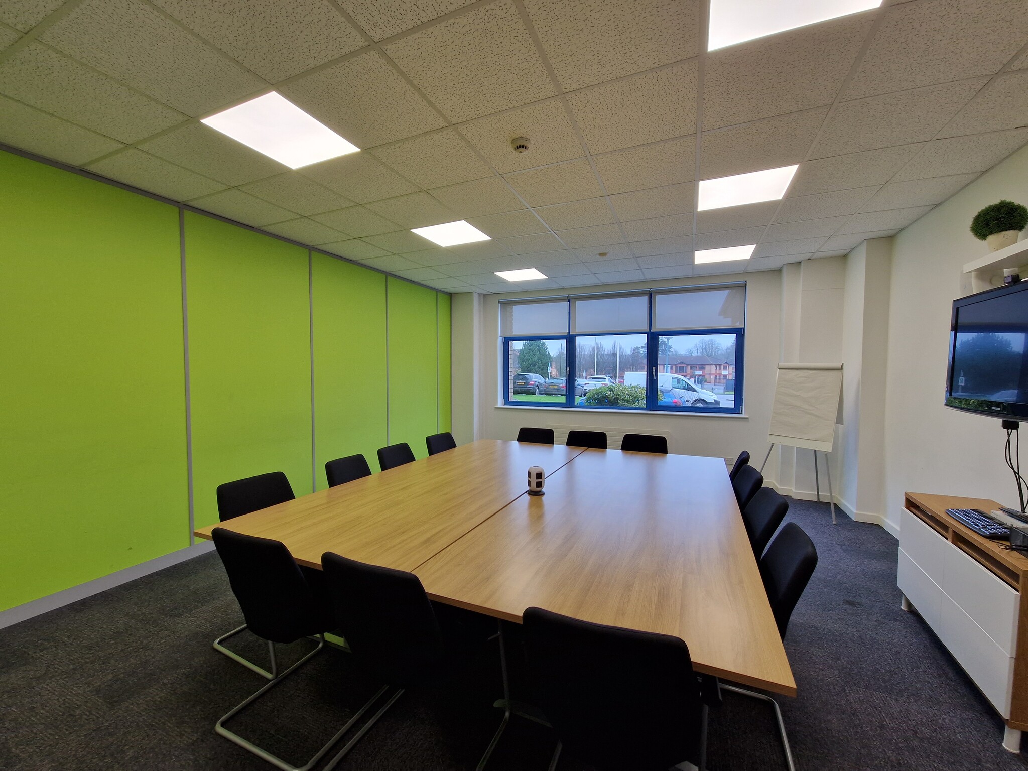 Britannia House, Van Rd, Caerphilly Business Park Park, Caerphilly for lease Interior Photo- Image 1 of 17