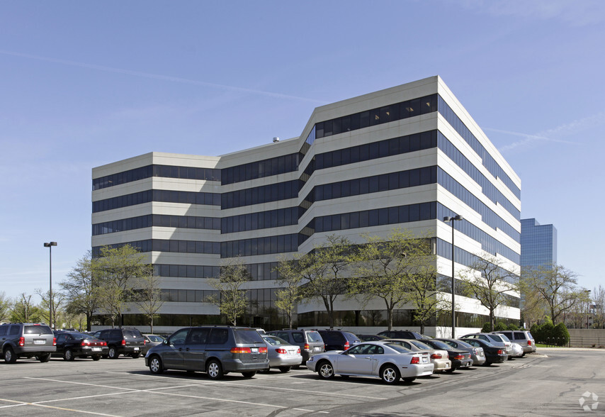 1375 E Woodfield Rd, Schaumburg, IL, 60173 - Office Space For Lease ...