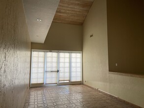 43875 Washington St, Palm Desert, CA for lease Interior Photo- Image 2 of 14