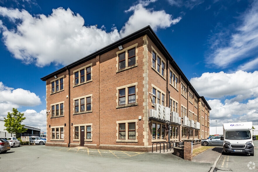 Dallam Ln, Warrington for lease - Building Photo - Image 2 of 3