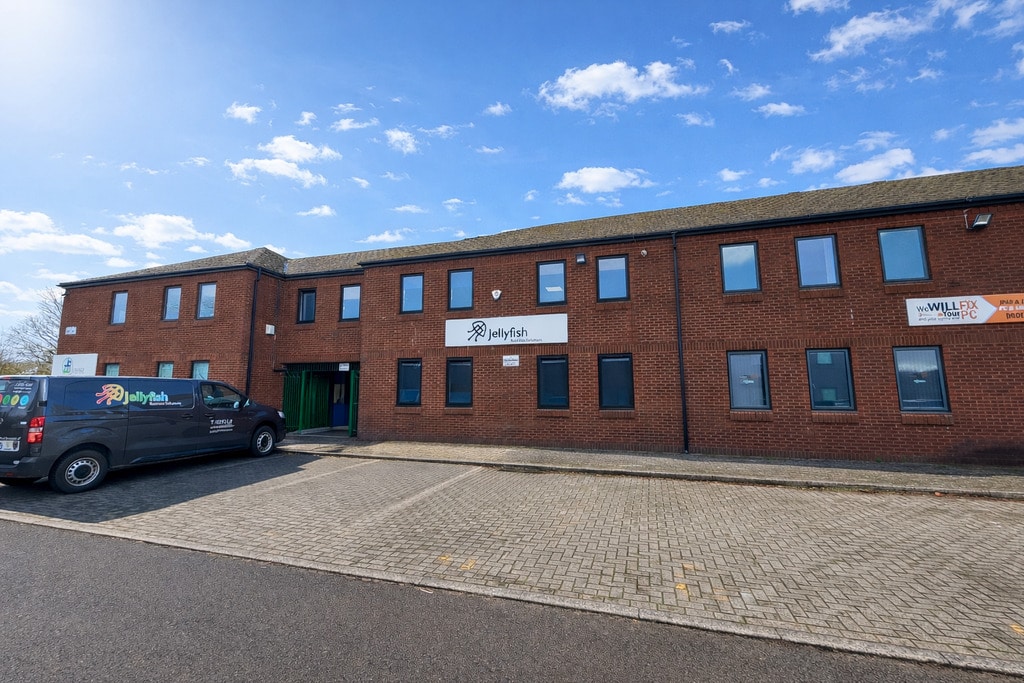 44 Cardiff Rd, Cardiff for lease Building Photo- Image 1 of 22