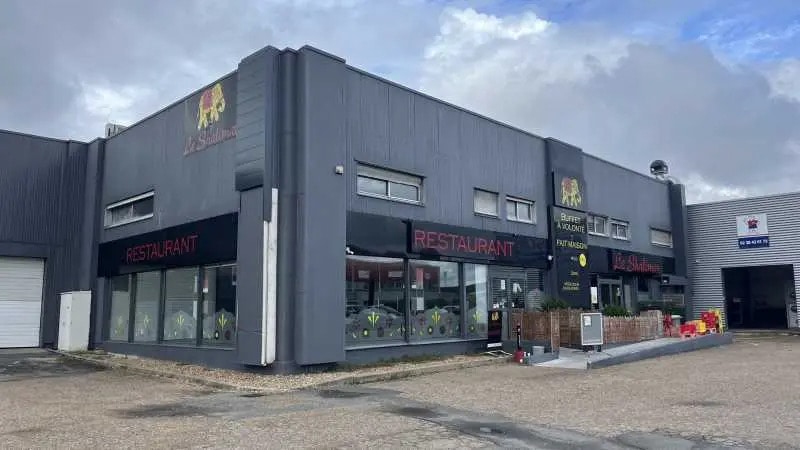 Rue De La Batardière, Saint-Jean-de-la-Ruelle for lease - Building Photo - Image 1 of 10