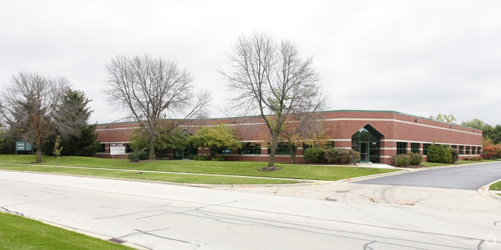 1303-1359 Barclay Blvd, Buffalo Grove, IL for lease - Building Photo - Image 3 of 19