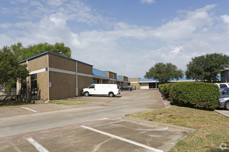 610 S Sherman St, Richardson, TX for sale - Primary Photo - Image 1 of 8