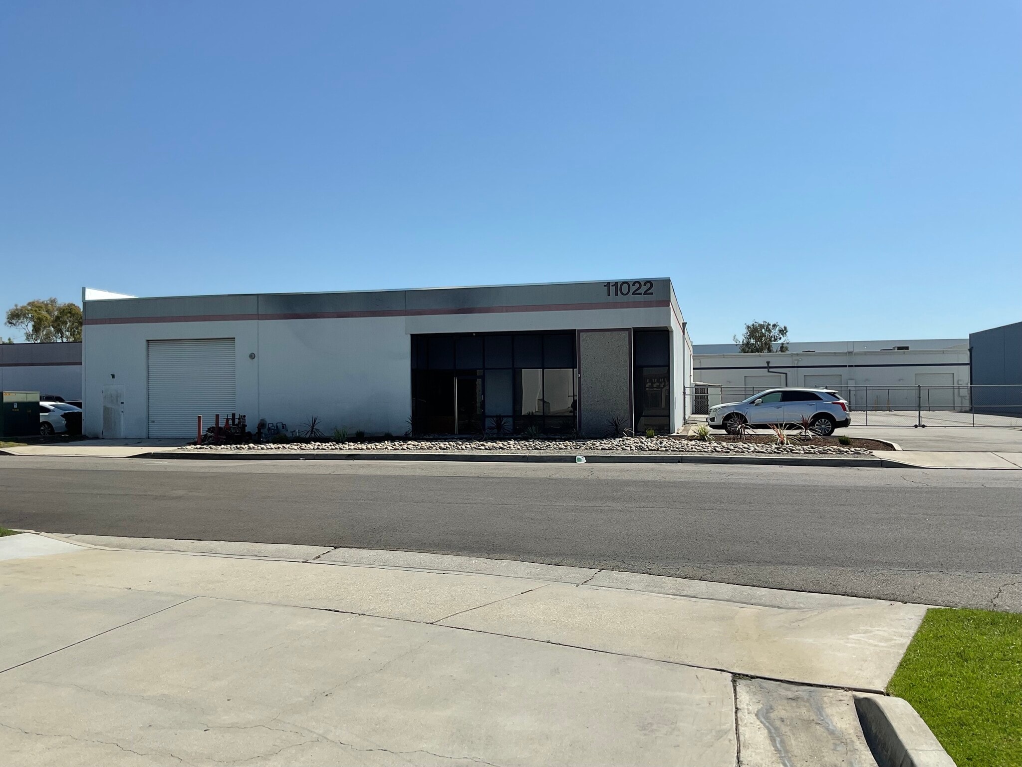 11022 Via El Mercado, Los Alamitos, CA for lease Interior Photo- Image 1 of 2