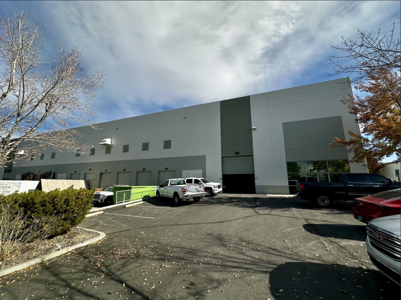 875 E Patriot Blvd, Reno, NV for lease - Building Photo - Image 2 of 6