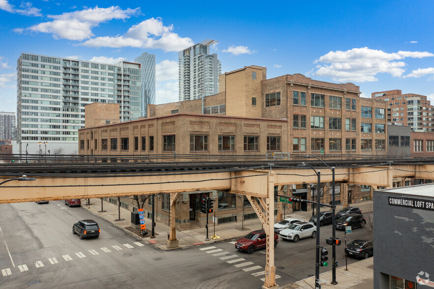 641-651 W Lake St, Chicago, IL for lease - Primary Photo - Image 1 of 15