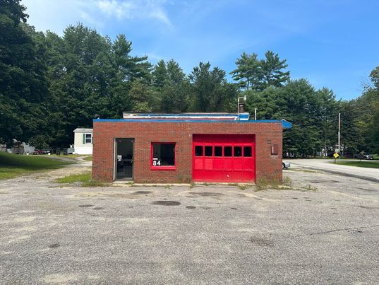 84 N Main St, Mechanic Falls, ME for sale Primary Photo- Image 1 of 1