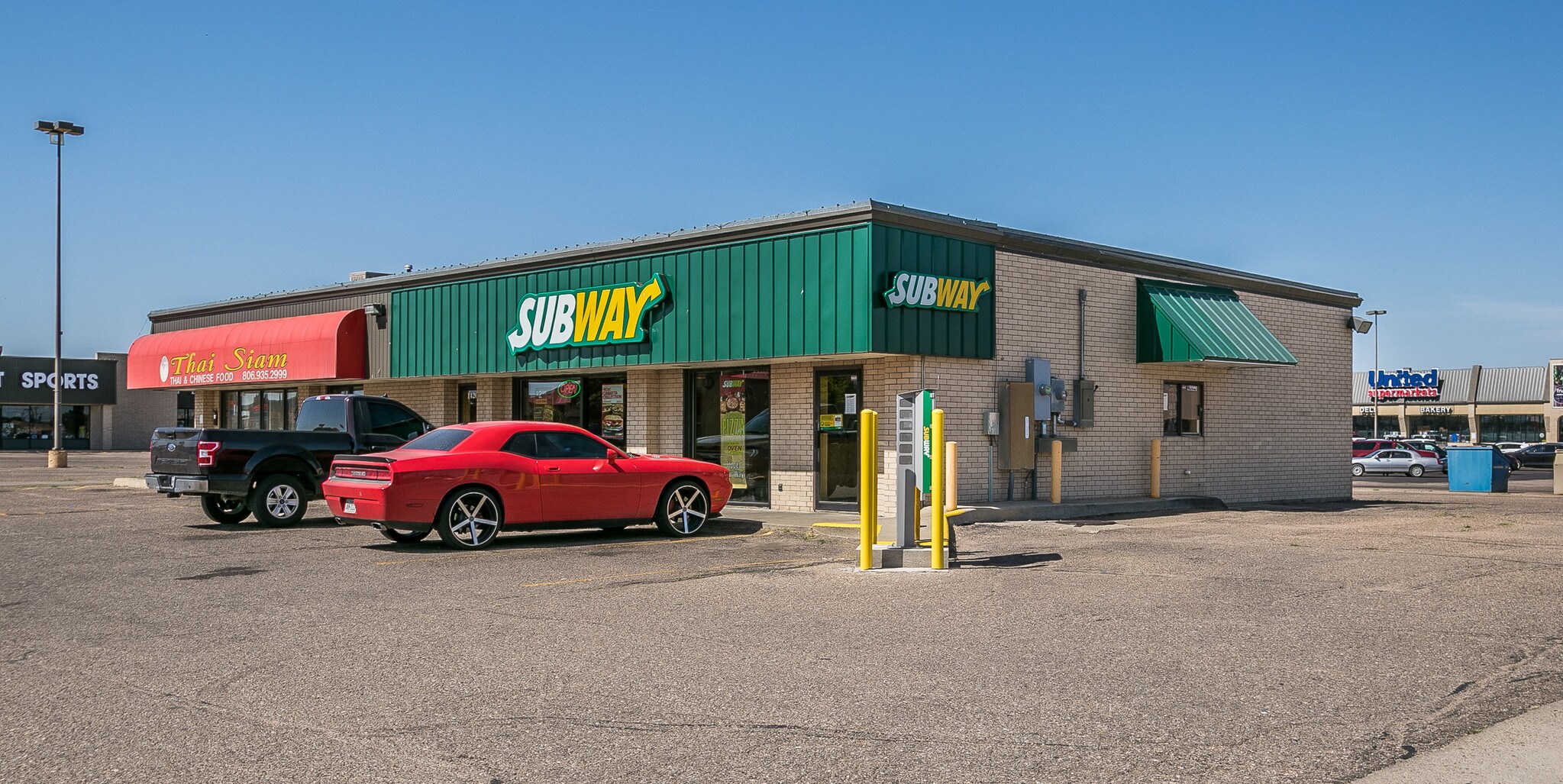 1400 S Dumas Ave, Dumas, TX 79029 Guylane Plaza