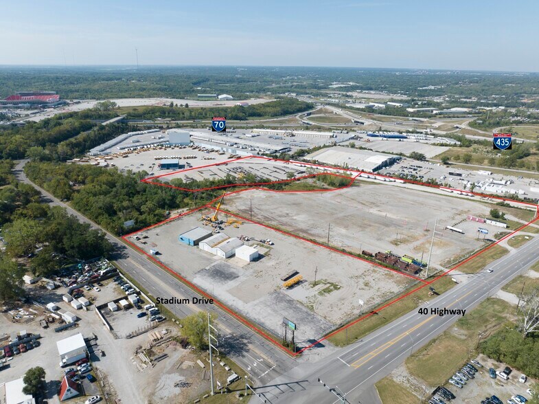 8753 E US Highway 40, Kansas City, MO for lease - Building Photo - Image 2 of 3