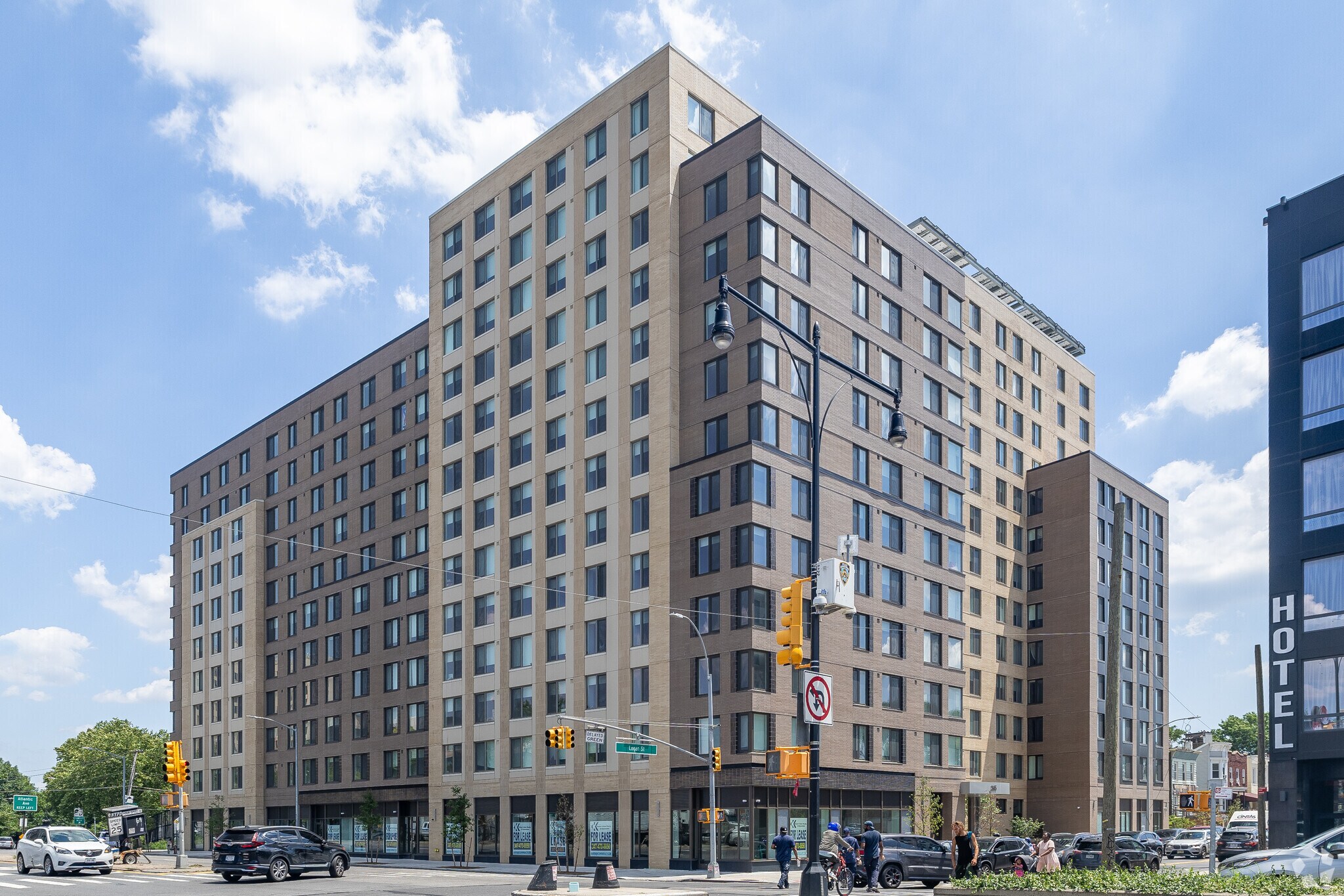 281 Logan St, Brooklyn, NY for lease Primary Photo- Image 1 of 6