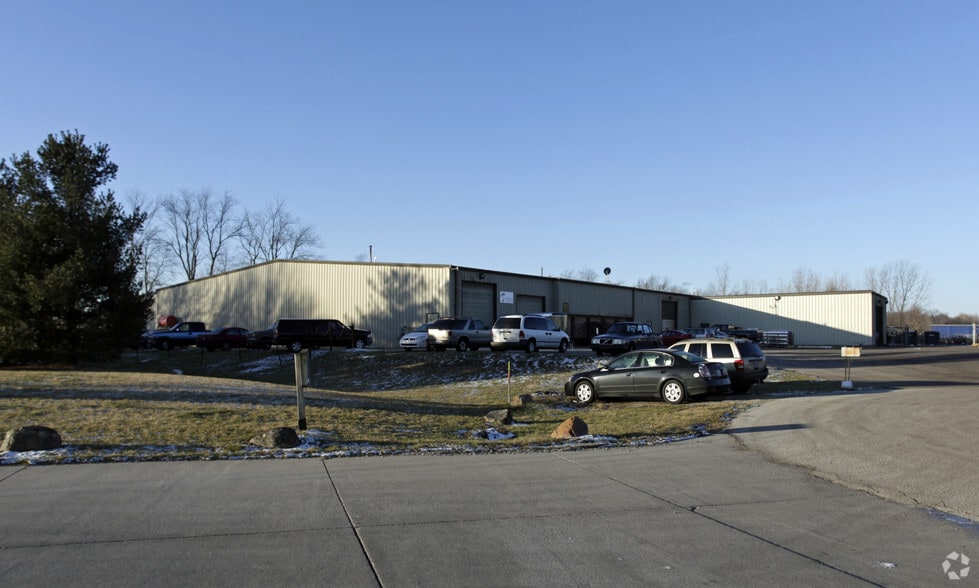 21066 Protecta Dr, Elkhart, IN for sale - Building Photo - Image 1 of 1