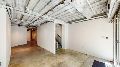 163 Charles St, New York, NY for lease Building Photo- Image 2 of 7