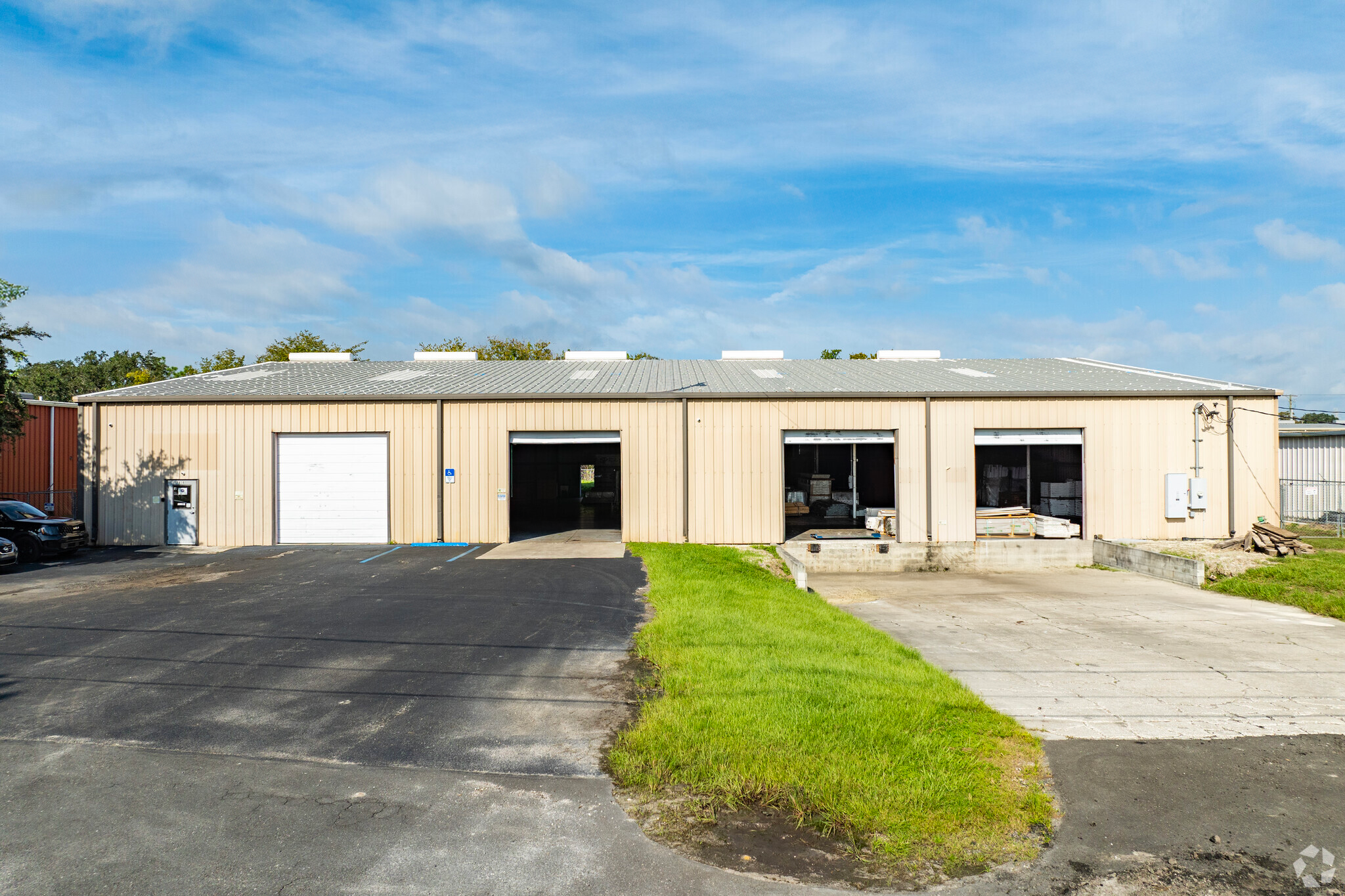 7818 Depot Ln, Tampa, FL for lease Building Photo- Image 1 of 20