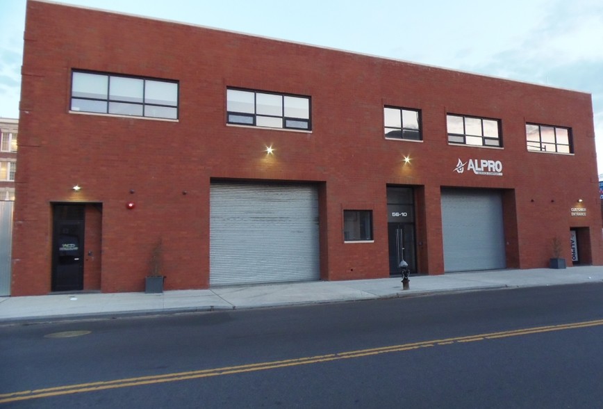 5610 Grand Ave, Maspeth, NY for lease - Primary Photo - Image 1 of 4