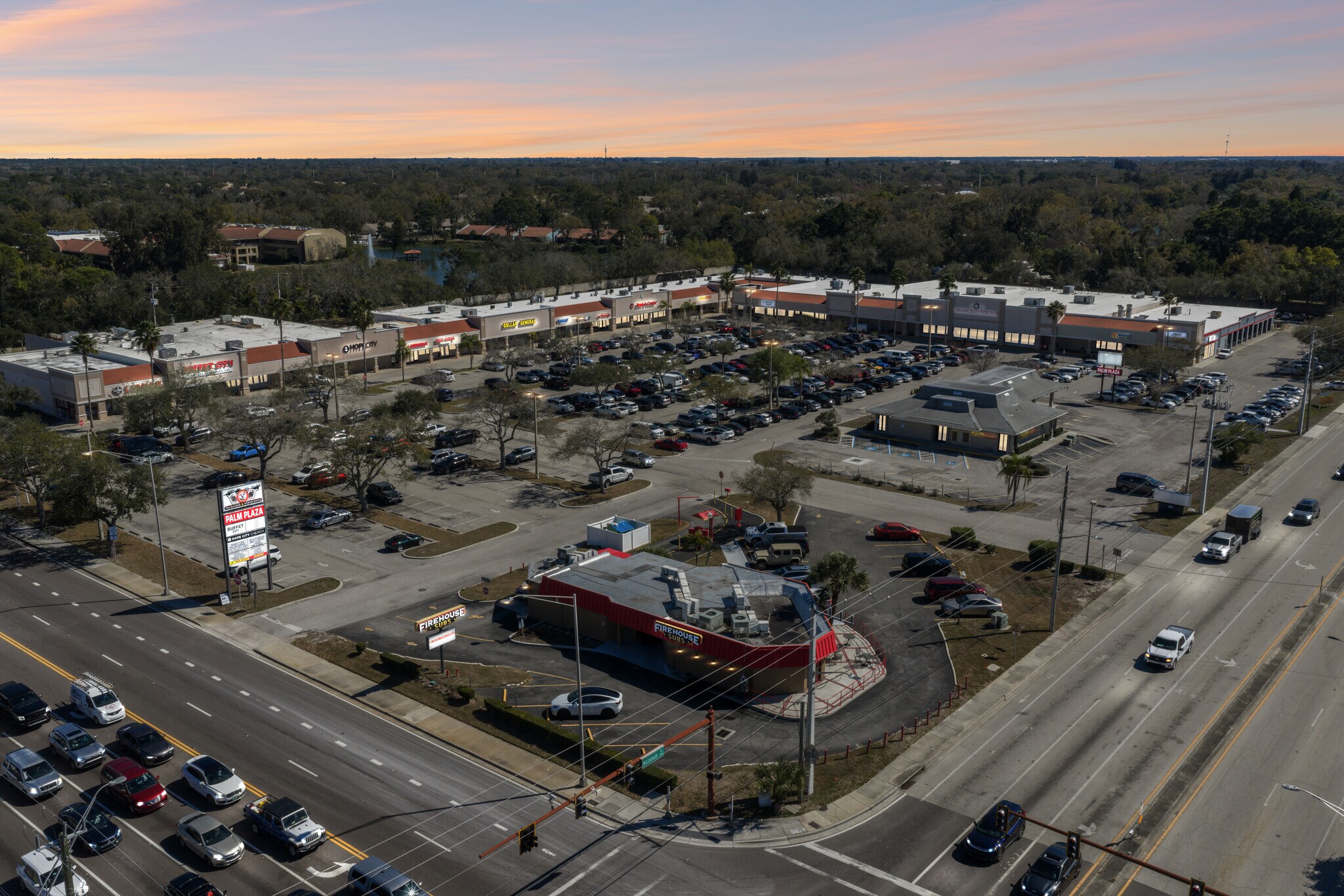4400 Bee Ridge Rd, Sarasota, FL for lease Building Photo- Image 1 of 35