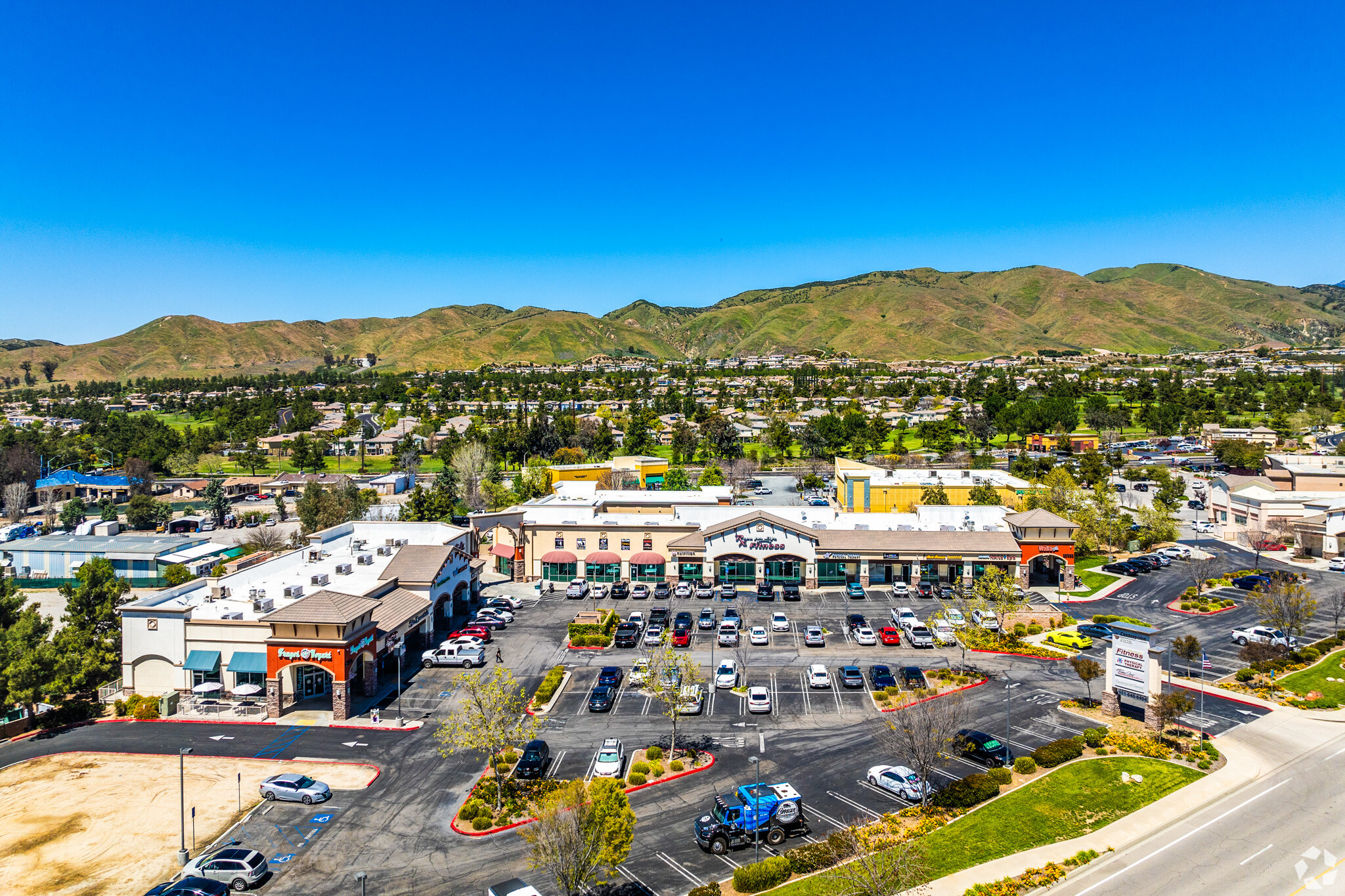 33490 Oak Glen Rd, Yucaipa, CA for lease Primary Photo- Image 1 of 8