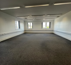 Birchwood Ave, Lincoln for lease Interior Photo- Image 2 of 3