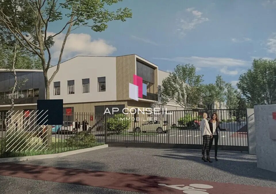 Flex in Plaisir for sale Building Photo- Image 1 of 6