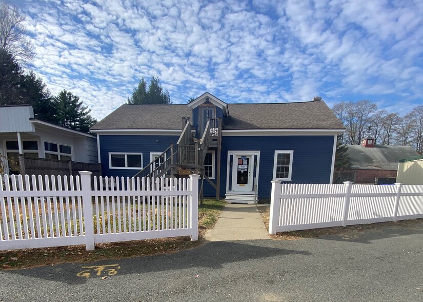 12 Elm St, Hatfield, MA for lease - Building Photo - Image 2 of 6