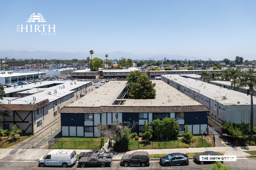 8204 Langdon Ave, Van Nuys, CA for sale - Building Photo - Image 1 of 1