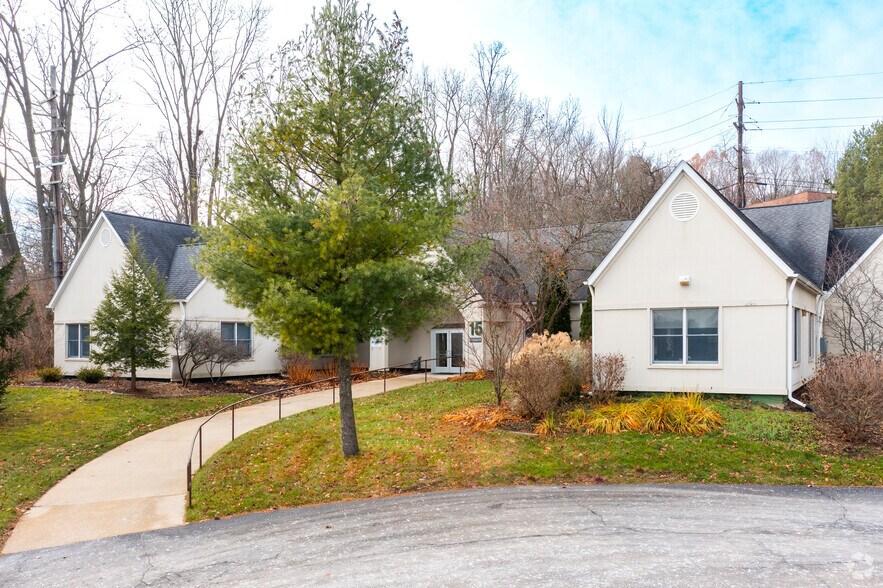 5-25 Research Dr, Ann Arbor, MI for sale - Primary Photo - Image 1 of 1