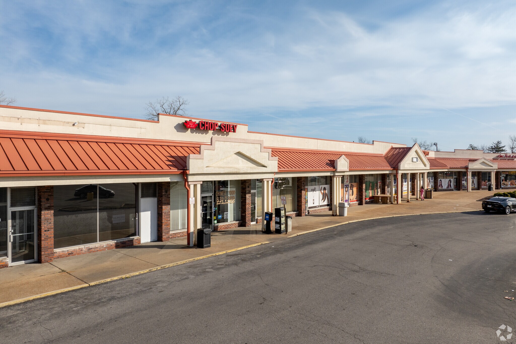3-175 Flower Valley Shopping Ce, Florissant, MO for sale Primary Photo- Image 1 of 1