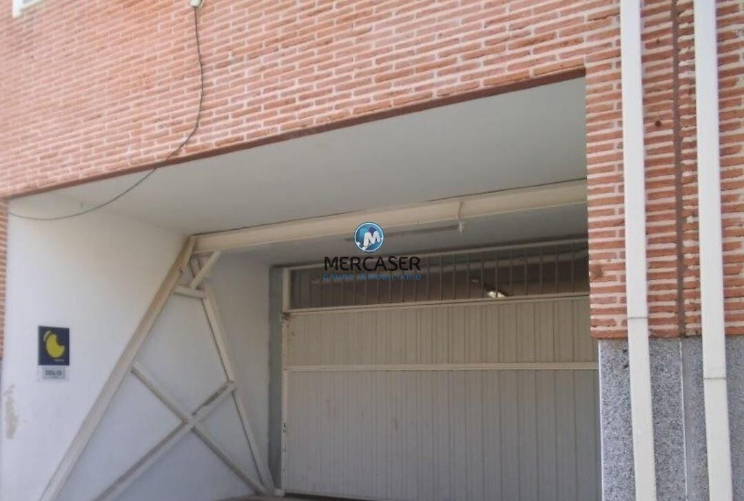 Los Santos de la Humosa, MAD 28817 -  -  - Interior Photo - Image 1 of 4