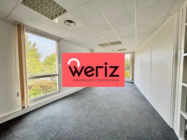 Office in Aix-en-Provence for lease - Building Photo - Image 2 of 11