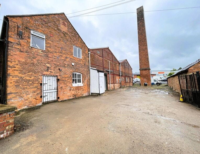 Alexandra Rd, Swadlincote for sale - Building Photo - Image 1 of 1