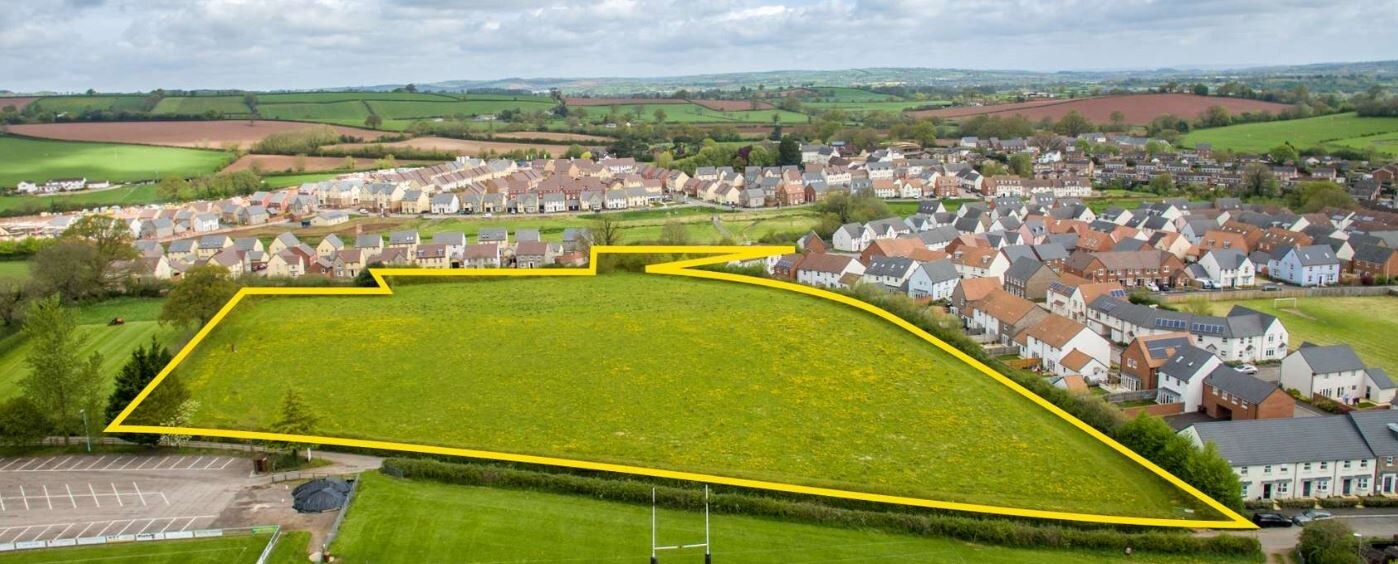 Knowle Ln, Cullompton, EX15 1GR