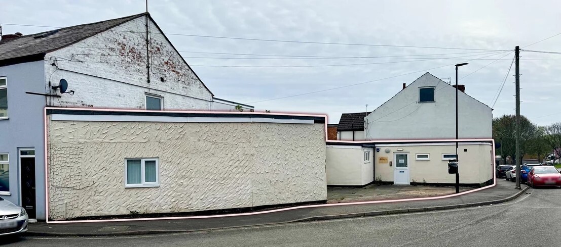 31A The Triangle, Ilkeston for sale Primary Photo- Image 1 of 2