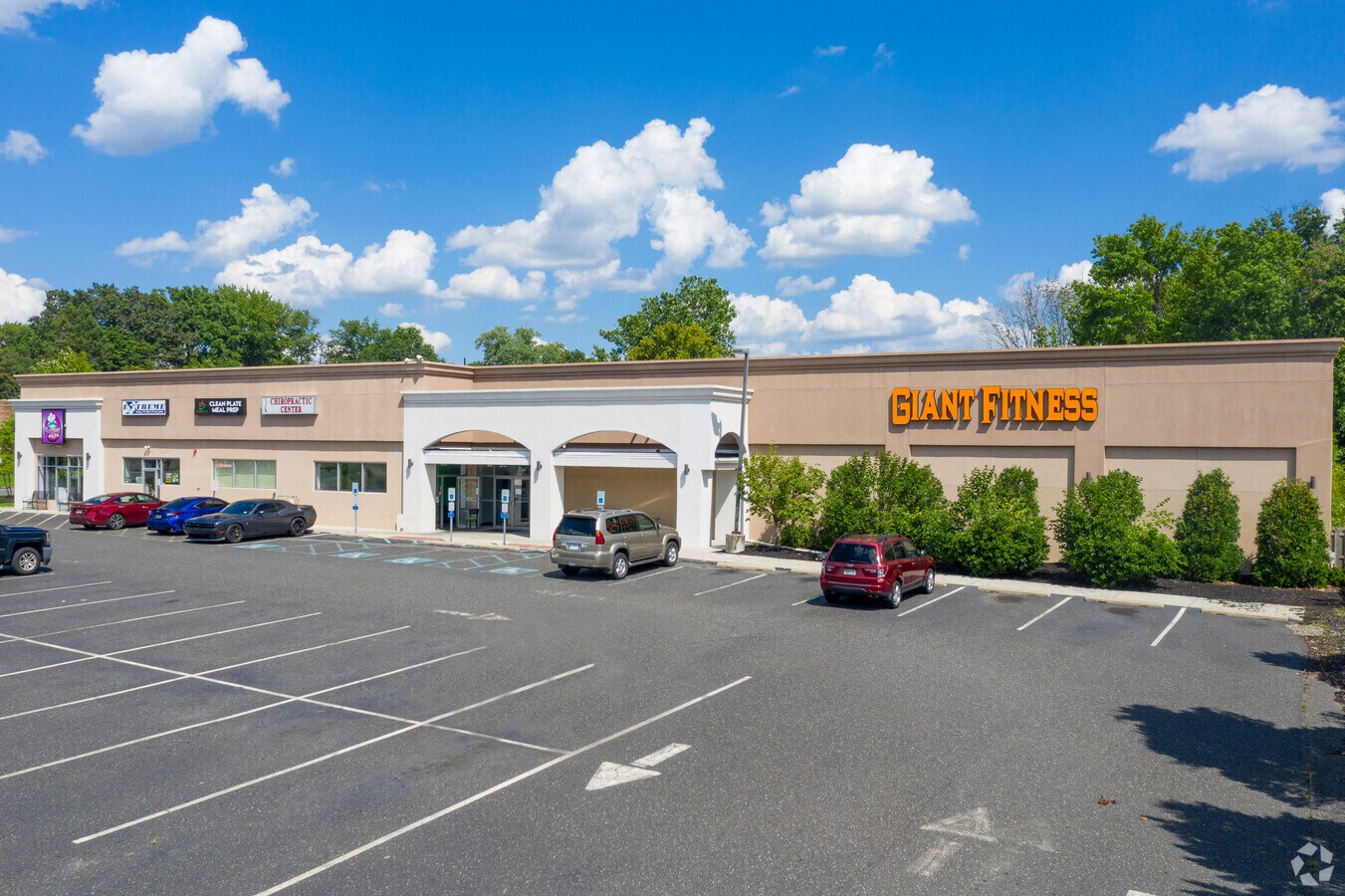 880 S Mantua Pike, Woodbury Heights, NJ 08097