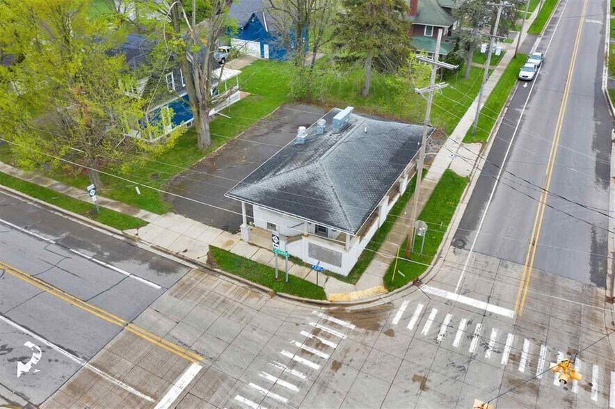 104 Maple St, Springport, MI for sale - Building Photo - Image 1 of 1