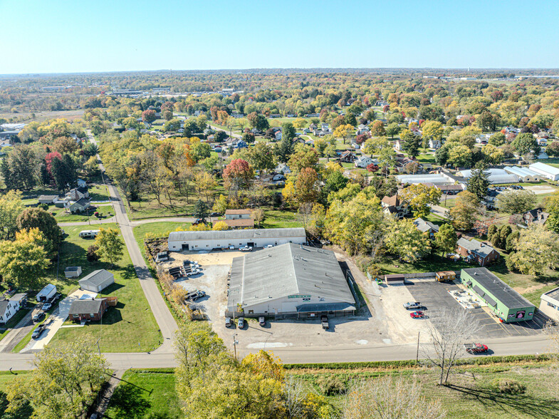 4043 Beck Ave, Louisville, OH for sale - Building Photo - Image 3 of 10