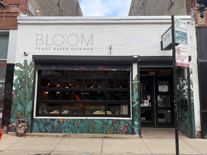 1559 N Milwaukee Ave, Chicago, IL for lease - Primary Photo - Image 1 of 5