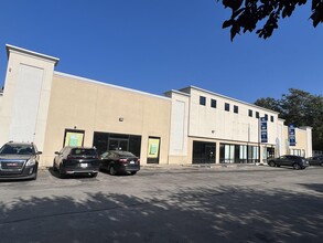 5225 Collins Ave, Miami, FL for lease Building Photo- Image 2 of 10