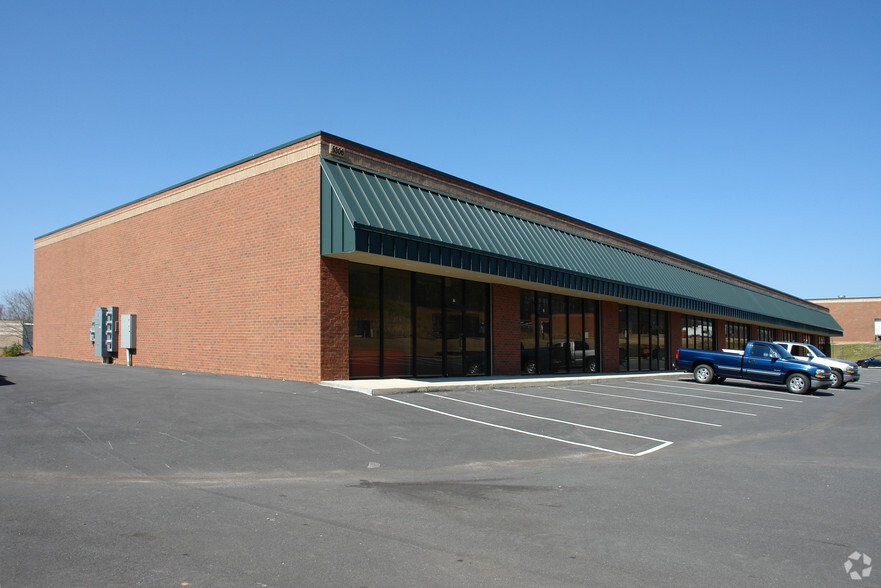 5306 Palmero Ct, Buford, GA for lease - Building Photo - Image 1 of 20