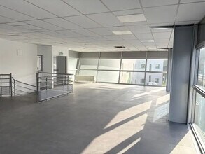 Office in Champigny-sur-Marne for lease Building Photo- Image 1 of 14